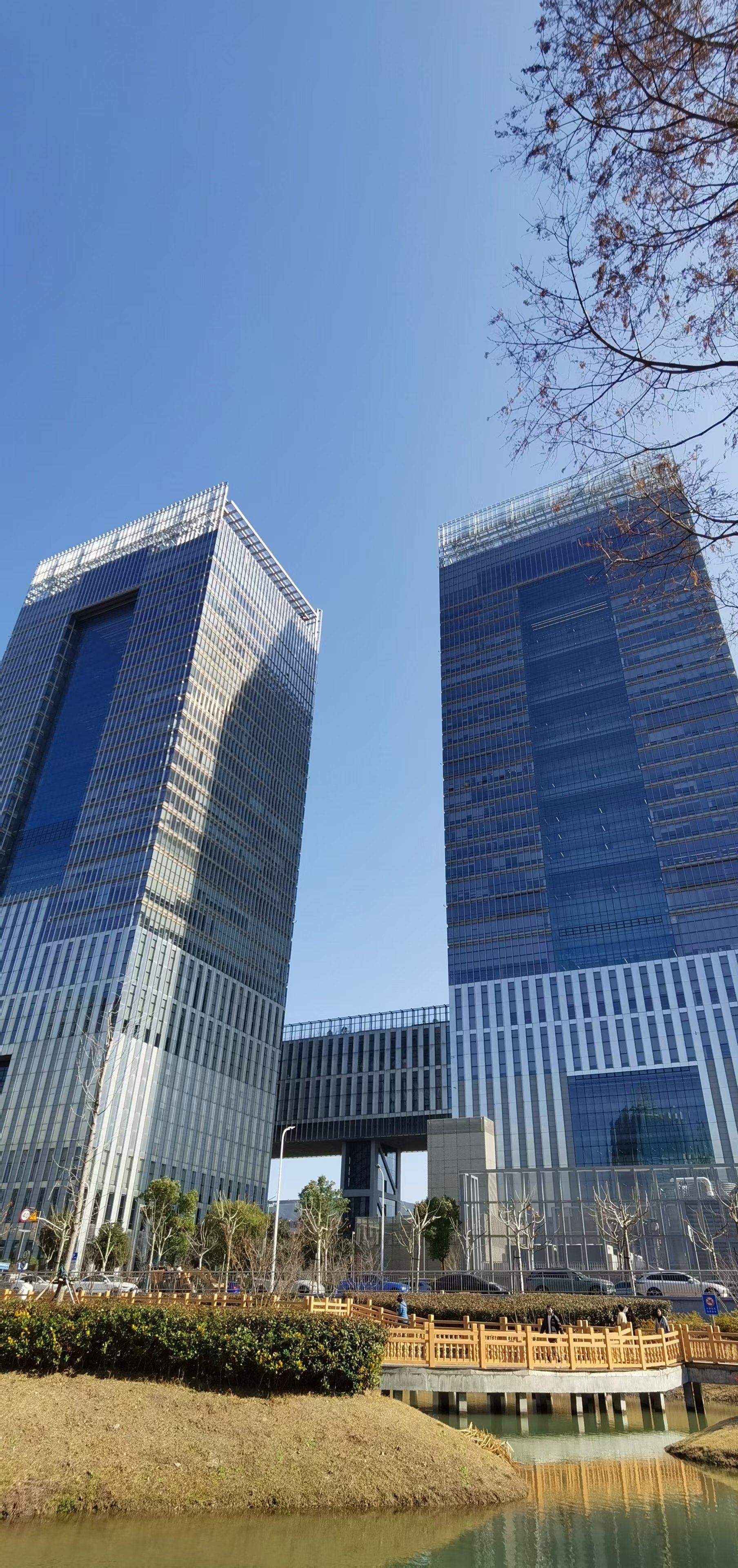 海通证券总部(海通证券总部总监陈佳一)