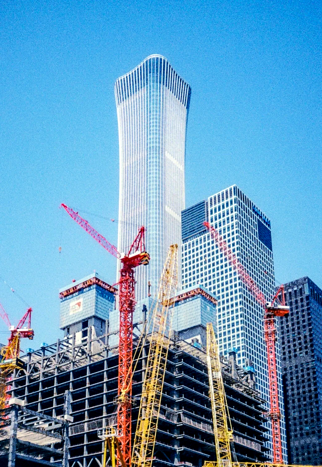 中信证券北京总部(中信证券北京总部张士洋简历)